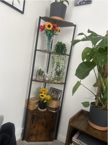 Corner shelving unit tall - corner,